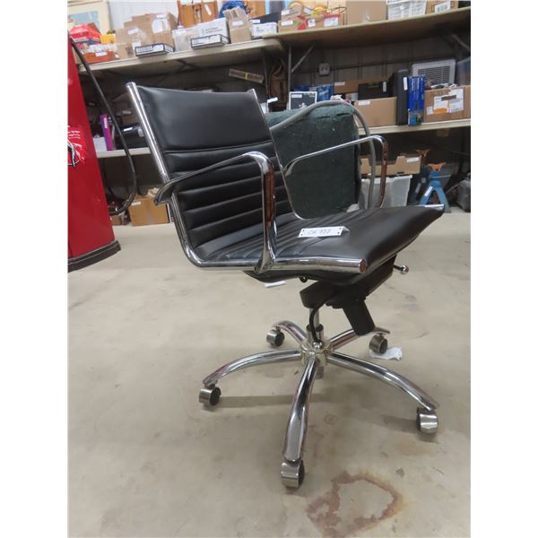 Office Chair With Chrome Frame, Swivel and Rolling