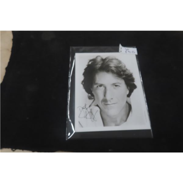 Dustin Hoffman Autographed 8" x 10" Photo