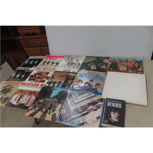14 Vintage Beatles LP Records incl. Meet the Beatles, Beatlemania, Revolver, Abbey Road, Sgt. Peppe