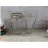 Image 5 : 7-Up Cardboard Coasters, Ritz Soup Bowls, Photo Frame, 2 Rickards Glasses, Beer Mug, Coke Glass