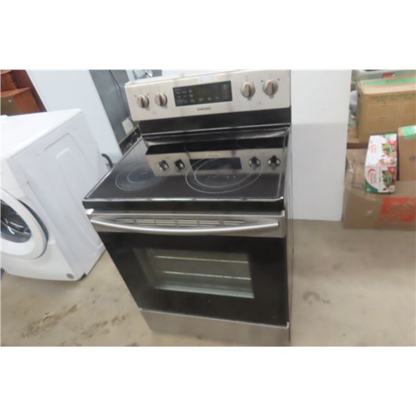 Samsung Stainless Steel Oven, 67" x 32" x 30"