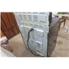 Image 8 : Samsung Stainless Steel Oven, 67" x 32" x 30"