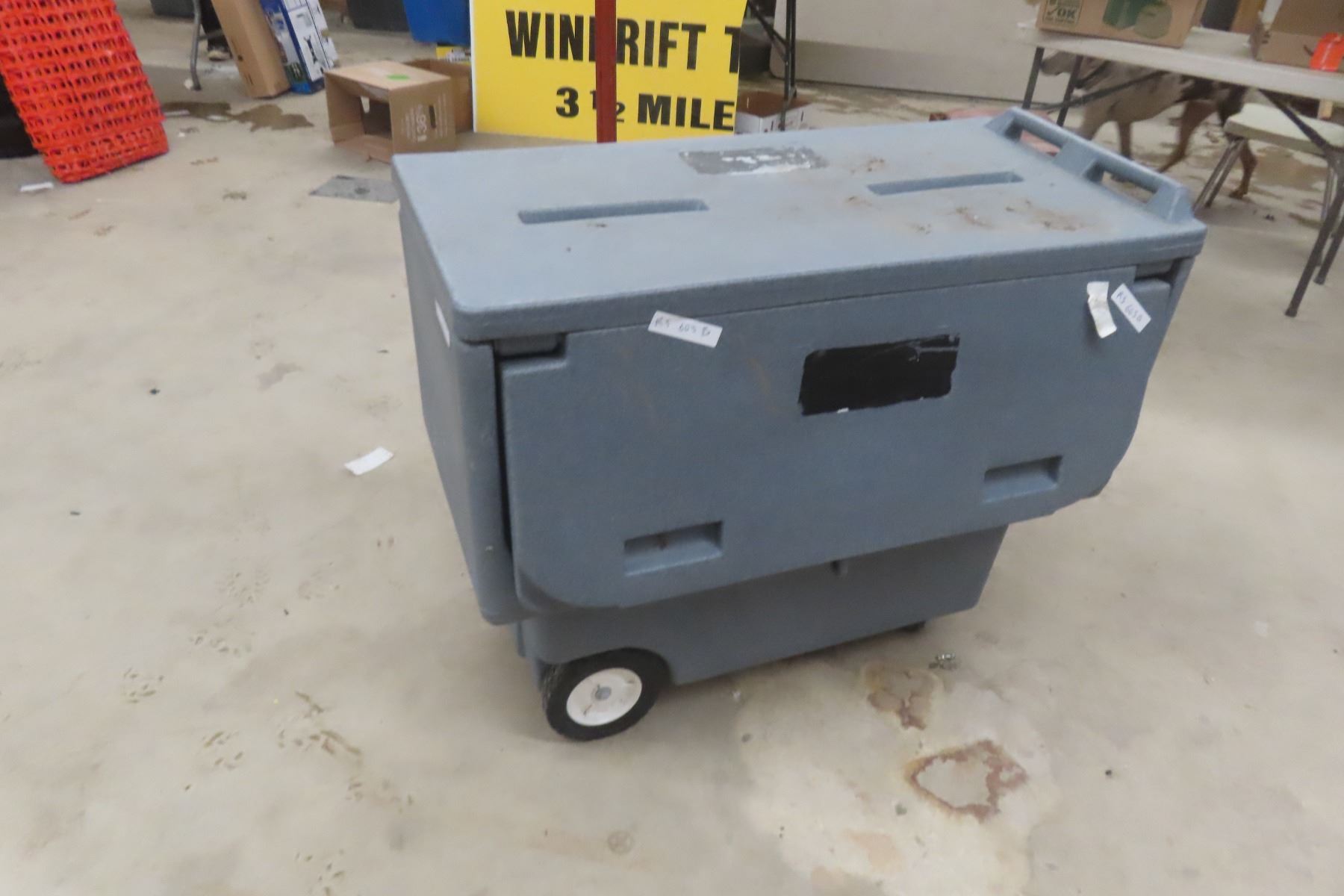 Mobile Cart Poly Unit 34