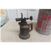 Image 5 : 3 Gas Cans and Blow Torch