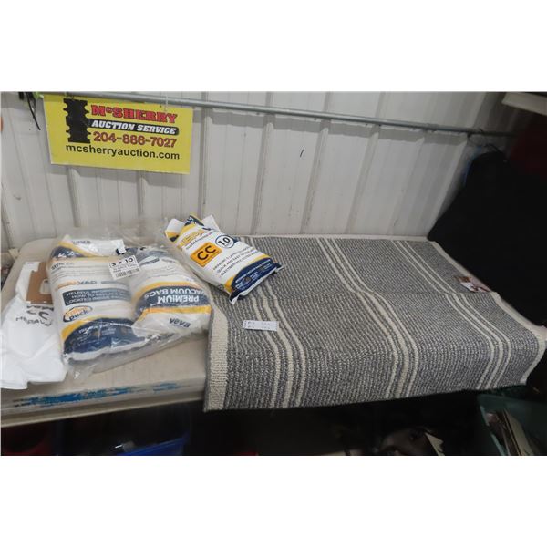 New 36" x 47" Mat With Vacuum Bags