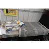 Image 1 : New 36" x 47" Mat With Vacuum Bags