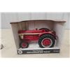 Image 1 : Ertl International 660 Die-Cast Tractor, 1/16 Scale w/ Box