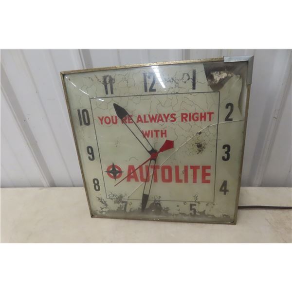 Autolite Vintage Light-Up Clock, 15" x 15"