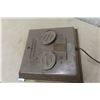Image 6 : Autolite Vintage Light-Up Clock, 15" x 15"
