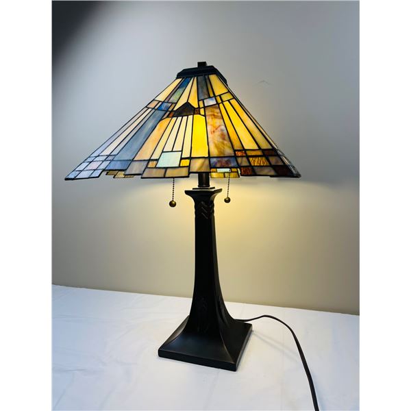 Artistic Stained Glass Table Lamp