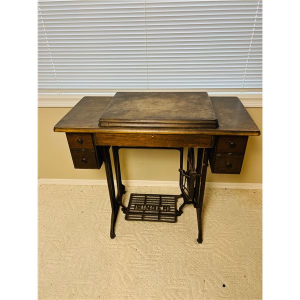 Vintage Singer Sewing Machine