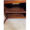 Image 6 : 55" Samsung Smart TV and TV stand