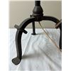 Image 2 : Cast Iron Table Lamp