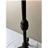 Image 3 : Cast Iron Table Lamp