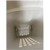 Image 4 : Laundry Hampers & Detergent