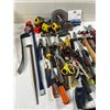 Image 2 : Assorted Hand Tools