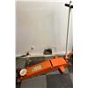 Image 1 : Shur-Lift 2-1/4 Ton Hydraulic Floor Jack