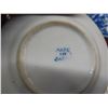 Image 7 : Vintage Westclox Electric Clock, 3 Japanese Blue Willow Child's Toy Plates, Collector Spoon, 4 Piec