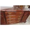 Image 3 : Dresser 32" x 59" x 17"