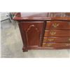 Image 4 : Dresser 32" x 59" x 17"