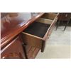 Image 6 : Dresser 32" x 59" x 17"