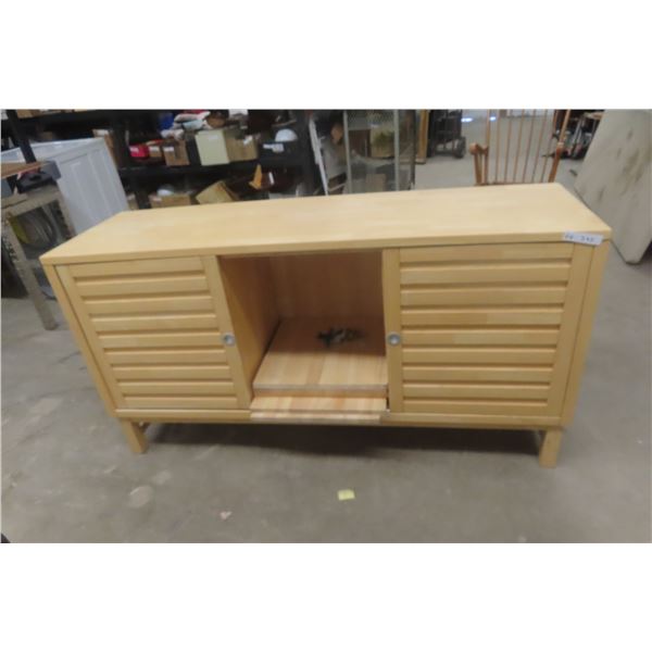 Credenza 32" x 19" x 62"