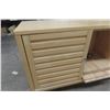 Image 4 : Credenza 32" x 19" x 62"