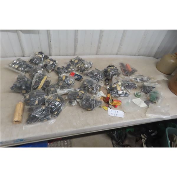 Radio Tubes Valves And Knobs