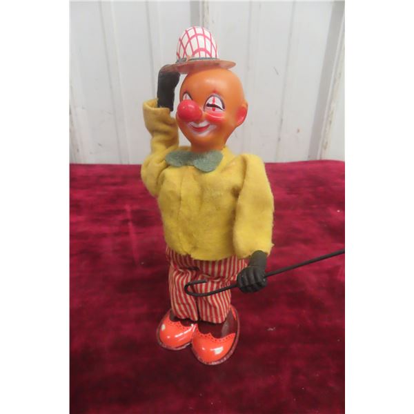 Wind-Up Clown - Working - 7" Tall Toy Tin 1950s KO Japan