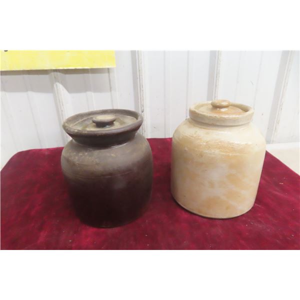 2 Stoneware Crocks With Lid One Labelled Red Wing Underneath