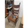 Image 1 : 2 Antique Chairs Need Seat