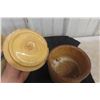 Image 10 : ADV Stoneware Jug And Crock Trough 1 Gallon Jug LA Wine Co Broken Finger Hole And Crock Lid