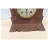 Image 6 : New Haven Ginger Bread Mantel Clock - Wind Design