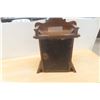Image 8 : New Haven Ginger Bread Mantel Clock - Wind Design
