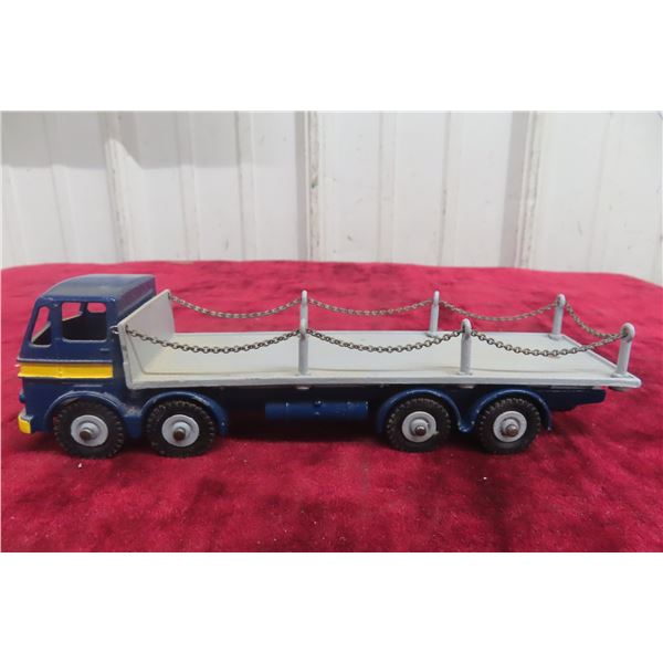 Dinky Super Toy Leyland Octopus, 7 1/2" Long