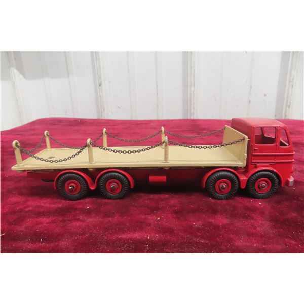 Dinky Super Toy Leyland Octopus, 7 1/2" Long