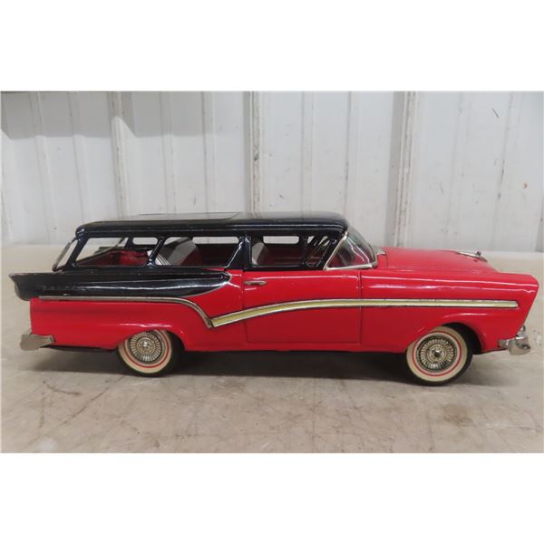 Bandai Japan Tin Friction Ford Fairlane Station Wagon, 1950s, 12" Long