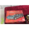 Image 12 : 4x Vintage Models 1/25 Scale Including 1966 Corvette Stingray, Mako Sherko, 1950 Ford Convertible