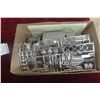 Image 21 : 4x Vintage Models 1/25 Scale Including 1966 Corvette Stingray, Mako Sherko, 1950 Ford Convertible