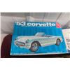 Image 2 : 4x Vintage Models 1/25 Scale Including 1966 Corvette Stingray, Mako Sherko, 1950 Ford Convertible
