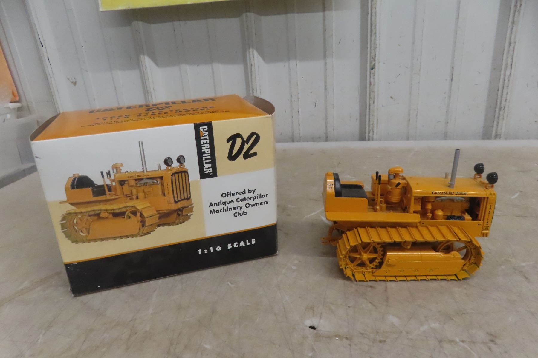 SpecCast 2003 Toy Truck And Construction Show CAT D2 Track Tractor, 1/ ...
