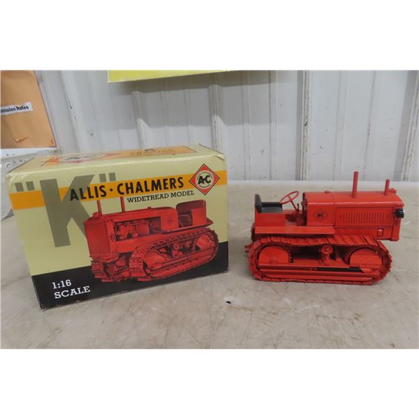 2001 National Toy Truck And Construction Show A.C.K. Crawler Tractor, Die Cast, 1/16 Scale, In Box
