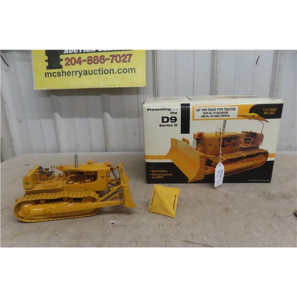 ACMC CAT D9 Bulldozer, Die Cast, 1/25 Scale, Limited Edition, In Box