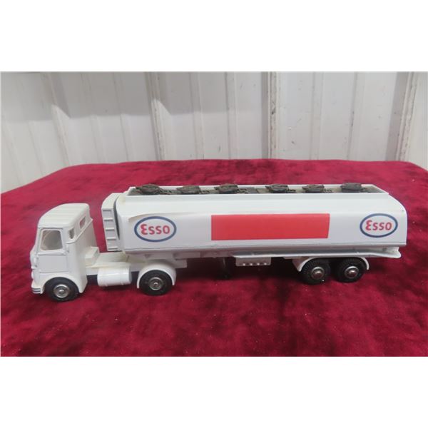 Dinky Esso Tanker Truck And Trailer, 10"
