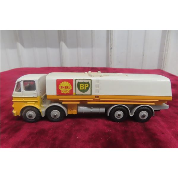Dinky Super Toy Leland Octopus Shell Tanker Truck, 7 1/2"