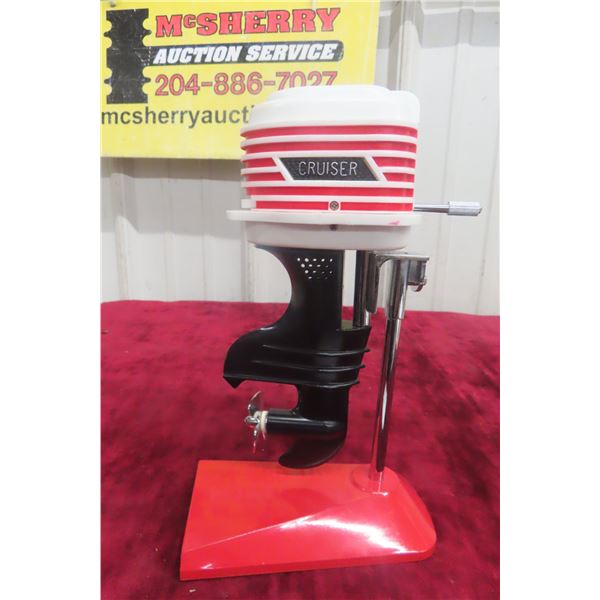 Cruiser Outboard Motor Radio, Made in Japan, 1960s–1970s, 9" Tall