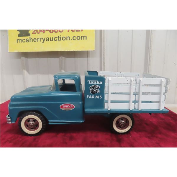 Tonka Farms Stake Truck, Pressed Steel, Late 1950s–1960s, 14" Long