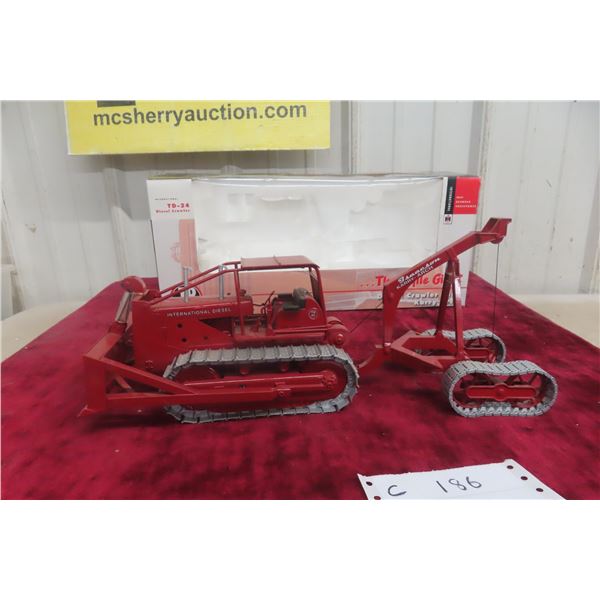 SpecCast International TD-24 Diesel Crawler w/ Karry Arch, Die Cast, 1/25 Scale, With Box