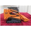Image 1 : ERTL Case 450 CT Skid Steer, Die Cast, 1/25 Scale