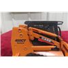 Image 2 : ERTL Case 450 CT Skid Steer, Die Cast, 1/25 Scale